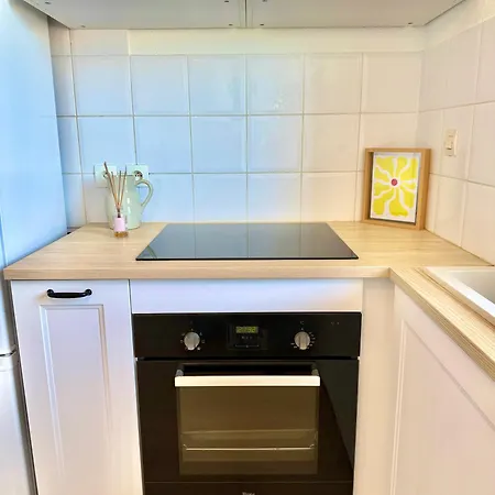 T2 Moderne - Parking - St-martin-du-touch